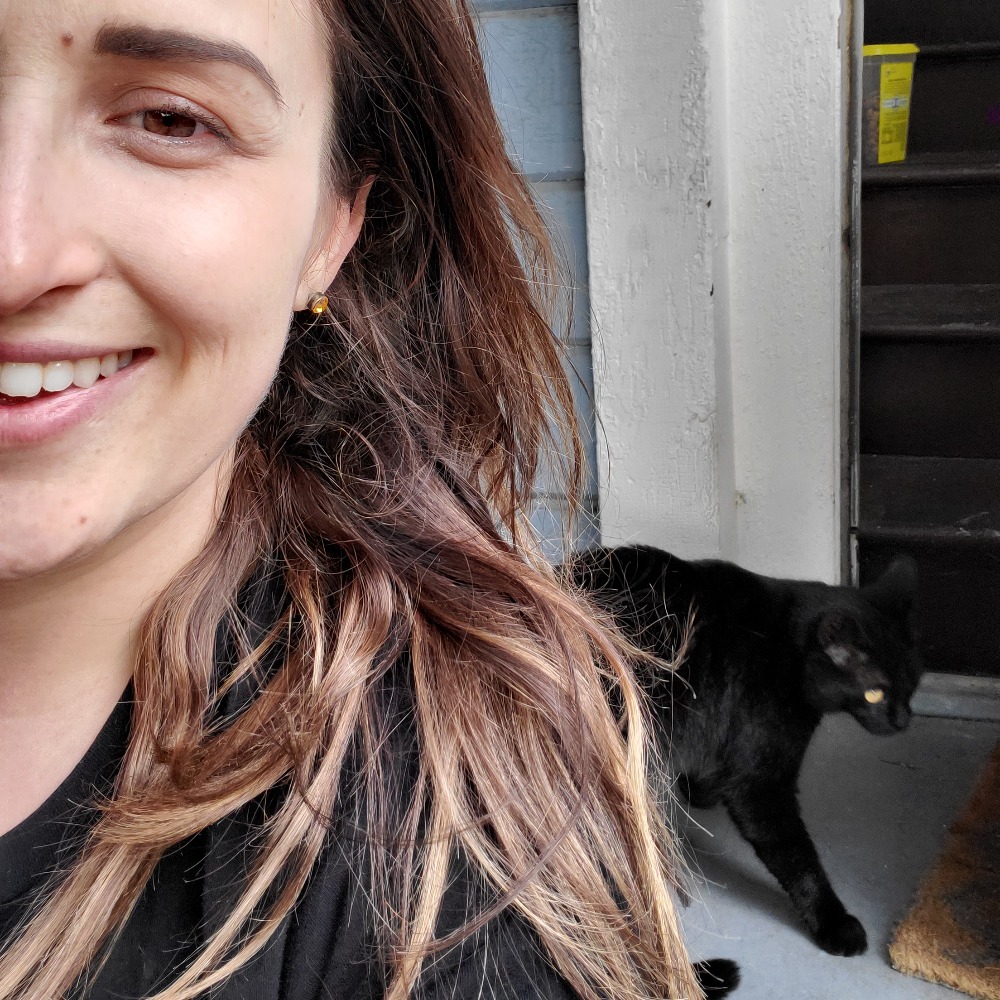 Meet your Posher, Ashley